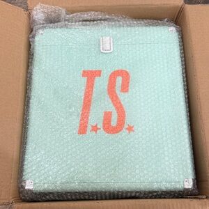 Taylor Swift The Life of a Showgirl Vinyl Case